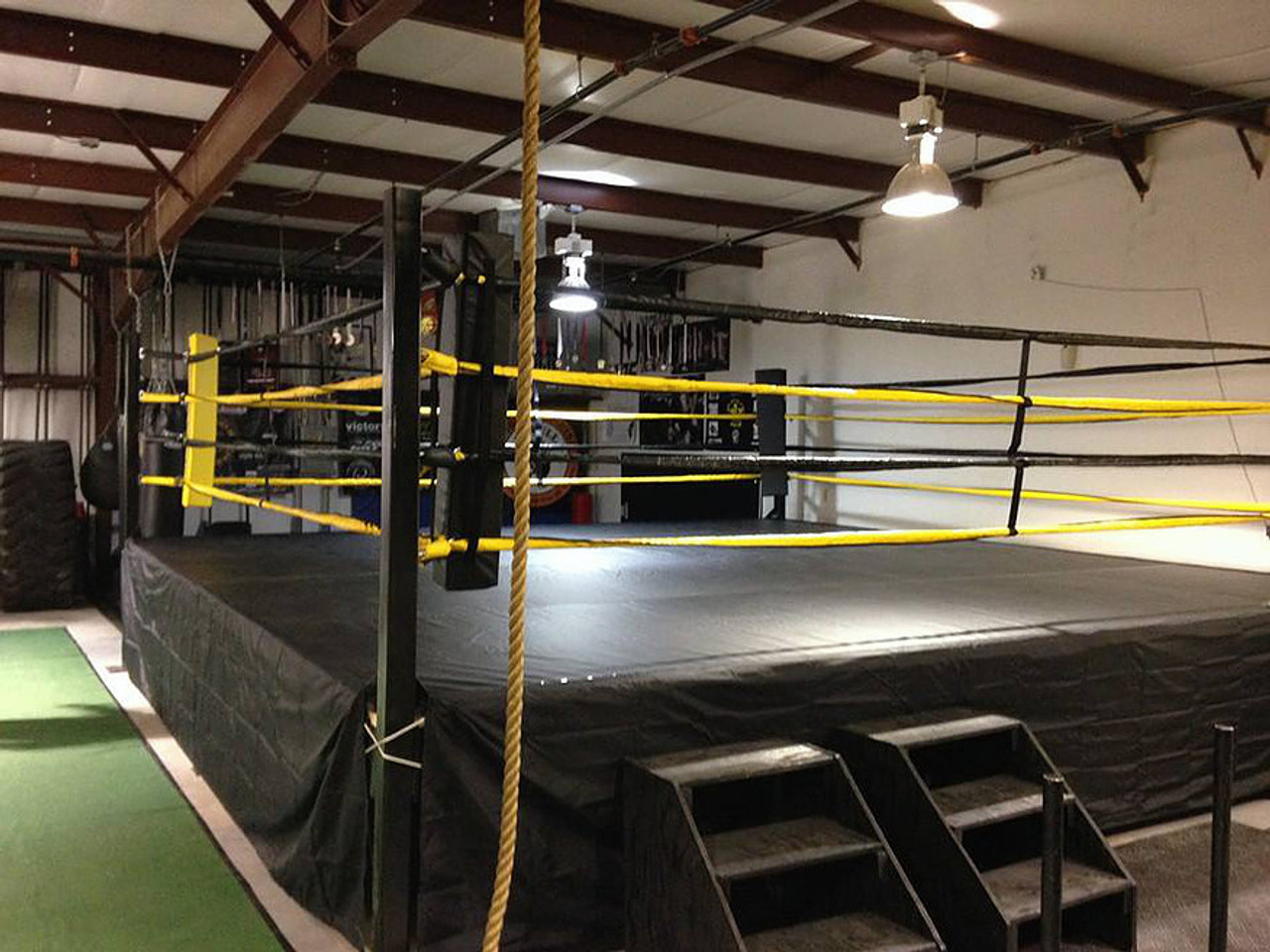 FLOOR BOXING RING – Monster Rings and Cages