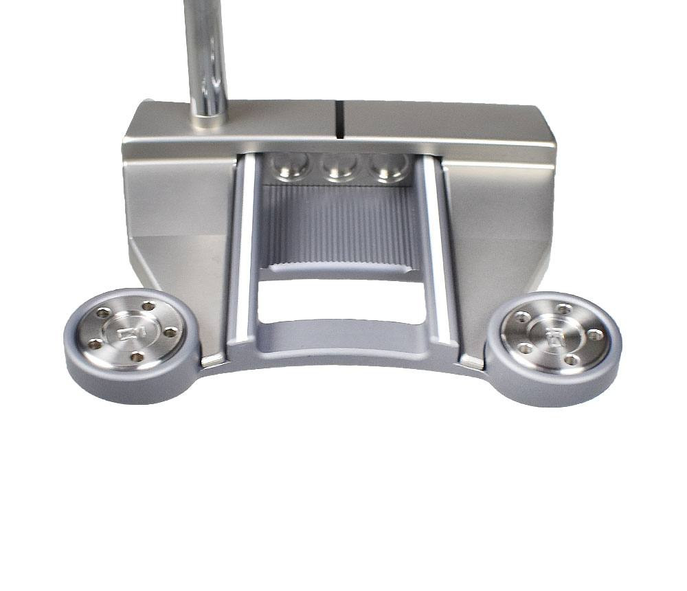 Pre-Owned Titleist Golf Scotty Cameron Cameron & Crown Futura 6M