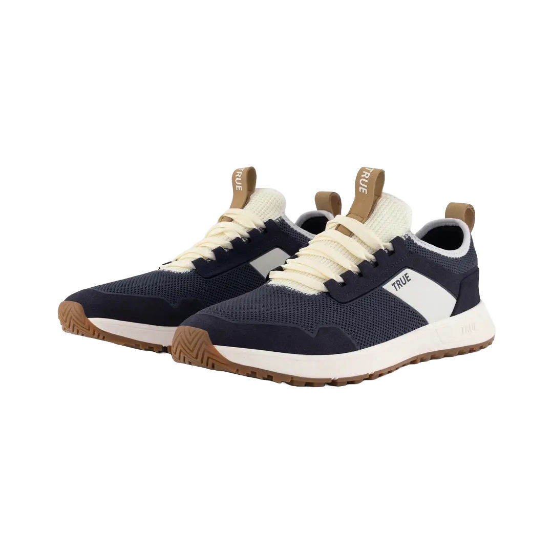 TRUE All Day Knit Four Spikeless Shoes