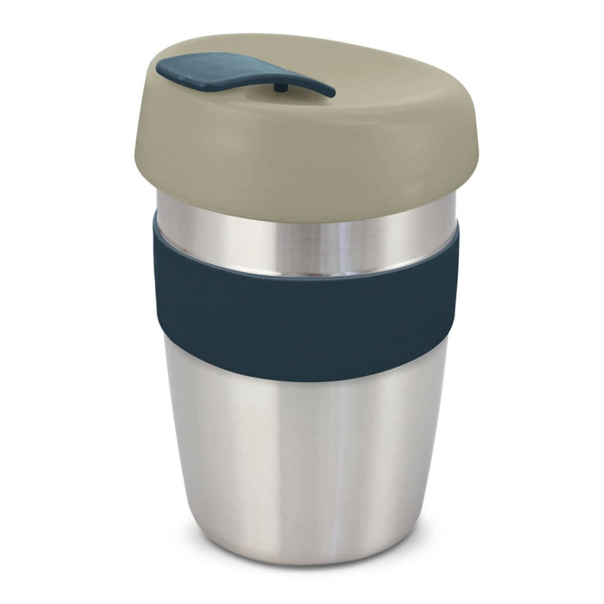 A drink bottle with a stainless steel body, featuring a green silicone band and a beige lid. It has a logo on it.