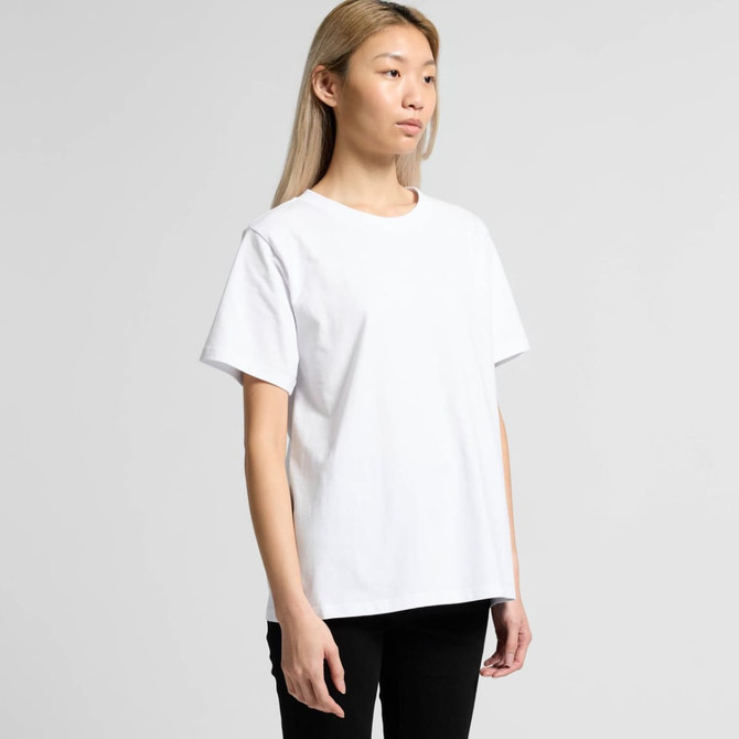 A white T-shirt with short sleeves and a relaxed fit, featuring a logo on the front.