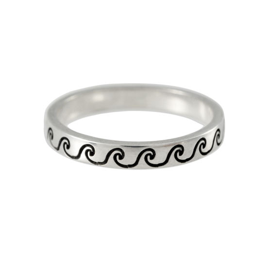 Stackable ring stamped with waves