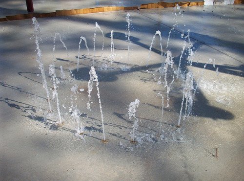 - Constructed of stainless steel material.
- Nozzle: Brass material