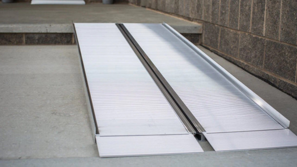 Suitcase Single Folding Ramp