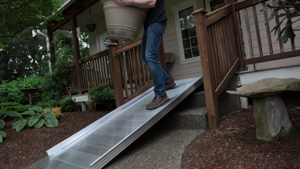 EZ-ACCESS TRAVERSE Walk Ramp (Loading Ramp)