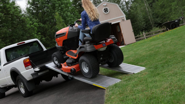EZ-ACCESS TRAVERSE Singlefold Ramp (Loading Ramp)