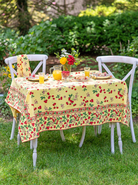 Marmalade Table Cloth