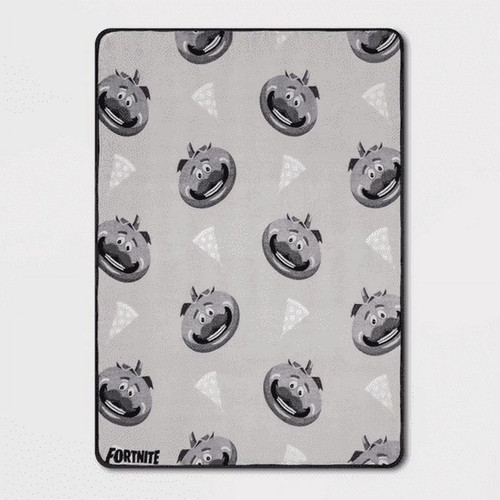 Fornite Kids Soft Plush Fleece Tomatohead and Pizza Blanket Throw, 46" X 60" | Little Dreamers Pajamas