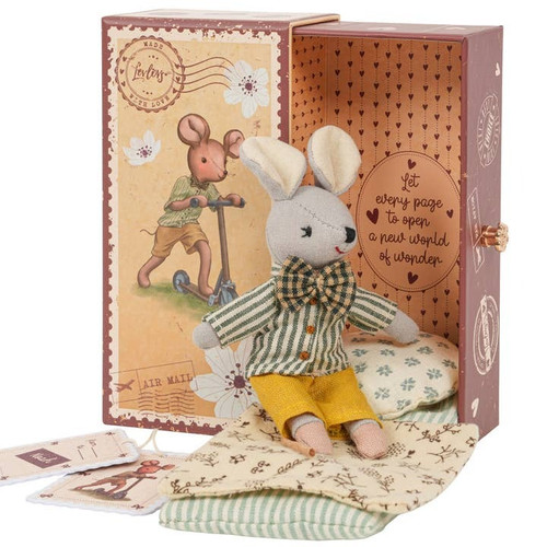 Levlovs Musician Mouse Noah in Stamp Holder Collectible Box with Bedding