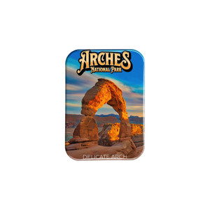 Arches Delicate Arch Vertical – 2.5" x 3.5" Rectangle Fridge Magnet