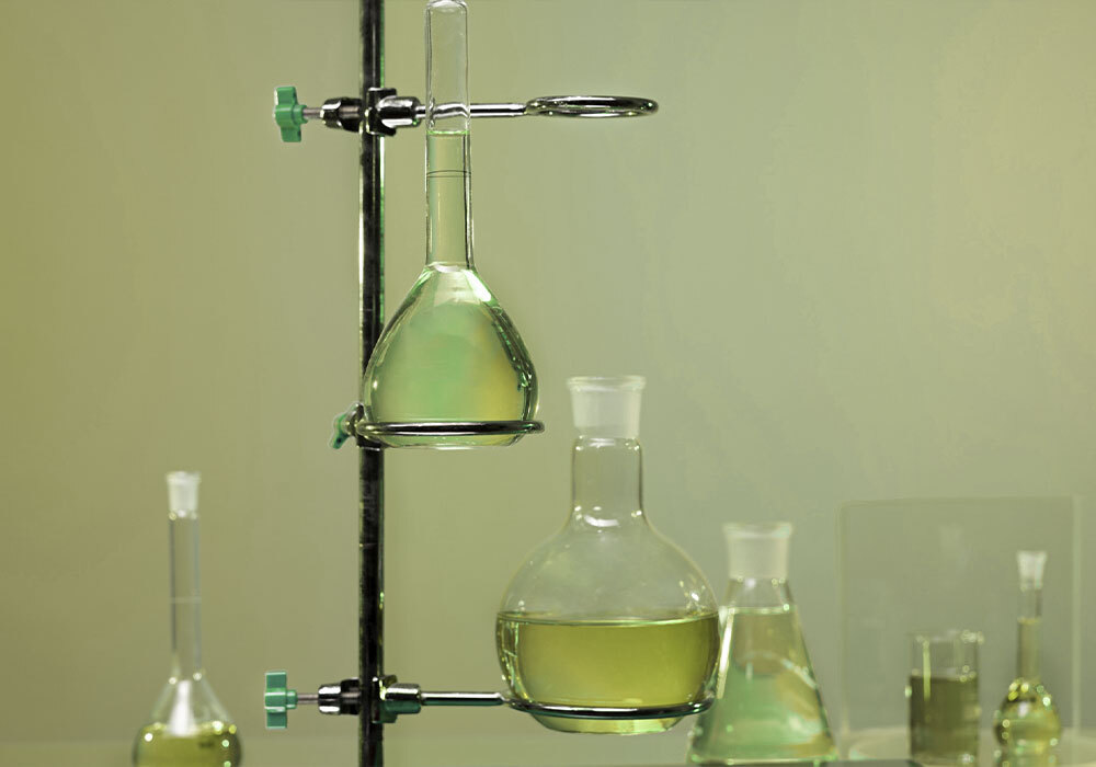 Formulación magistral en Farmacia Ruiz Aznar en el Pla del Real, Valencia