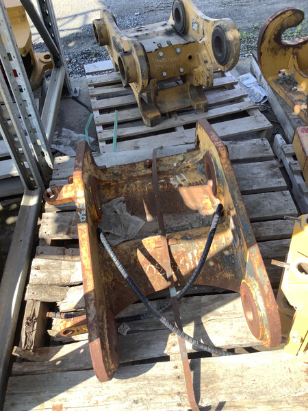 Hydraulic Quick Coupler Loaders or Excavators - 115530