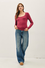 BASIC SCOOP NECK LONG SLEEVE TOP