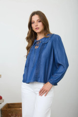 COLLARED PINTUCK DETAIL BLOUSE