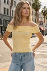 OFF SHOULDER RIBBED FITTED TOP