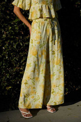MIDI RISE ELASTIC WAIST BAND WIDE PANTS