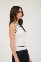 CONTRAST STRIPE SWEATER KNIT HALTER TOP