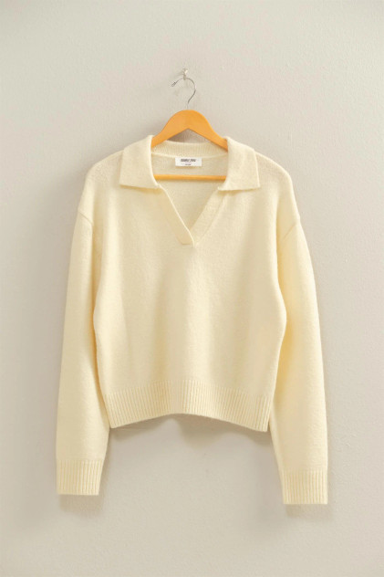 COLLARED V NECK LONG SLEEVE SWEATER