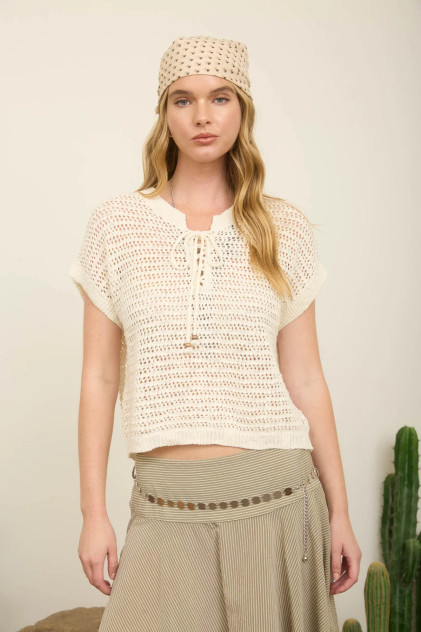 LACE UP NECKLINE CROCHET SHORT SLEEVE TOP