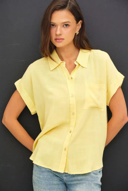SOLID SHORT SLEEVE BUTTON DOWN HIGH LOW SHIRT