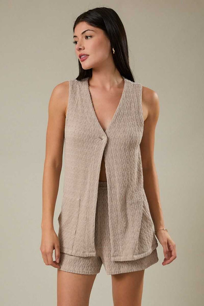 V NECK SLEEVELESS TUNIC TOP