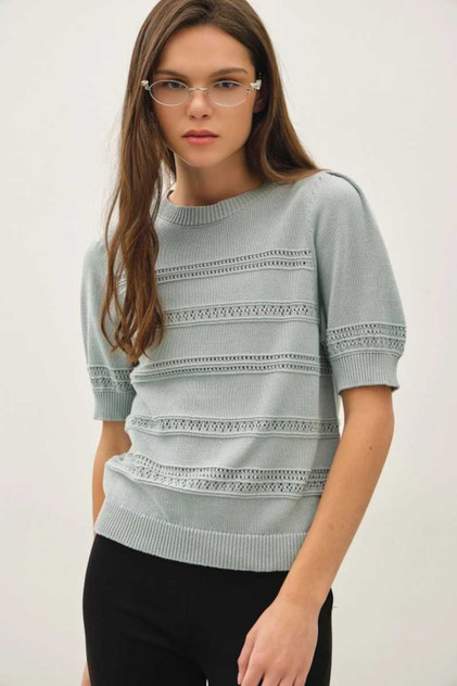 CROCHET STRIPED PUFF SLEEVE SWEATER