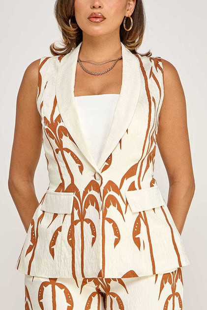 SLEEVELESS BUTTON CLOSURE VEST
