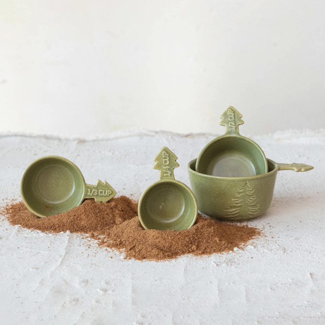 STONEWARE TREE MEASURING CUPS