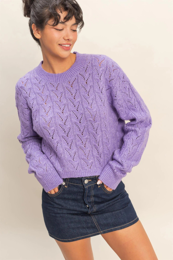 CROPPED CABLE KNIT SWEATER