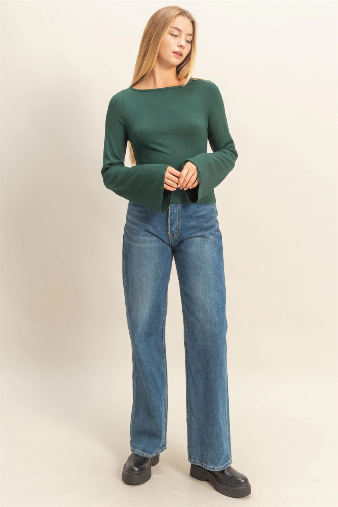 LONG SLEEVE RIBBED KNIT TOP