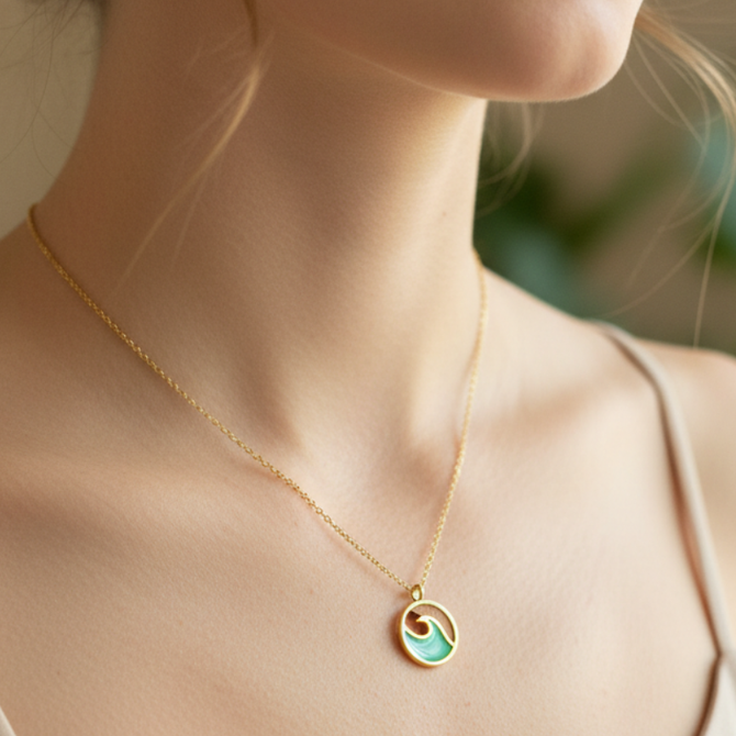 ROUND WAVE COIN GOLD PENDANT DAINTY NECKLACE