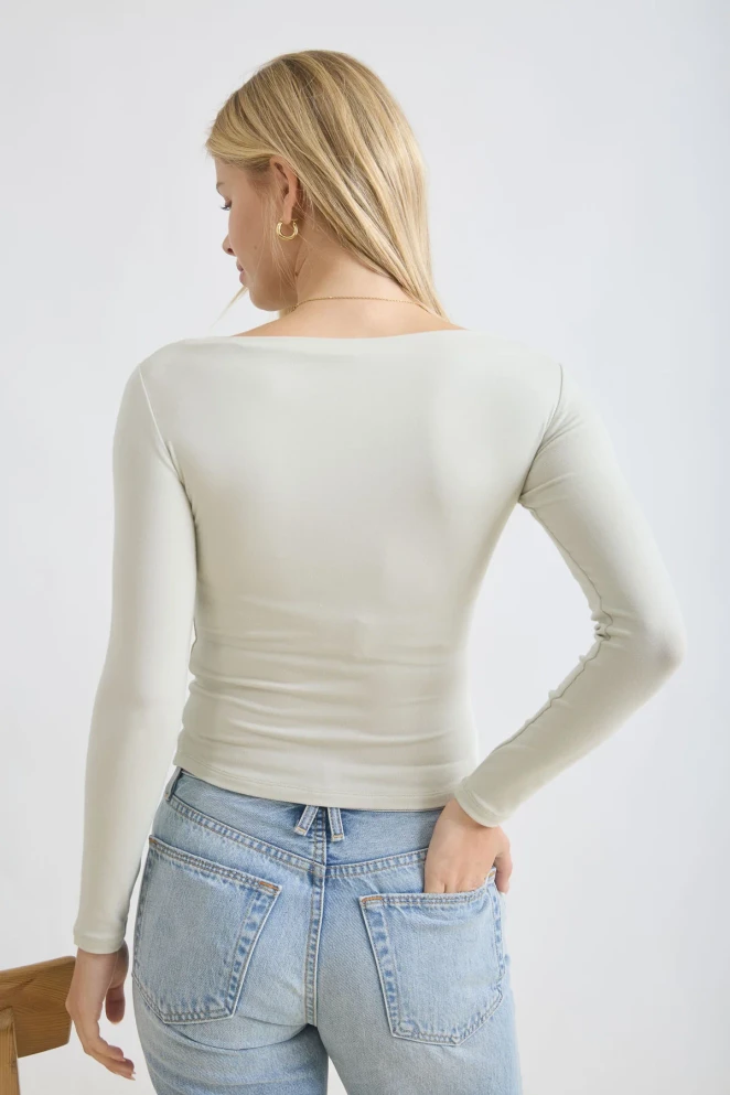 BOAT NECK PINTUCK DETAIL LONG SLEEVE BASIC