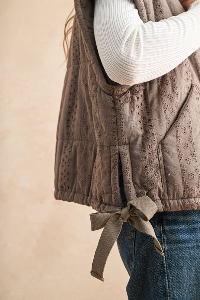 LACE CROCHET TRIM PUFF VEST