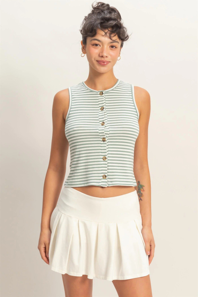 STRIPED BUTTON FRONT CREW NECK TOP