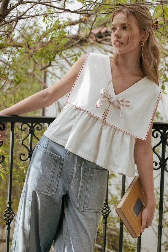 SAILOR COLLAR SLEEVELESS TOP