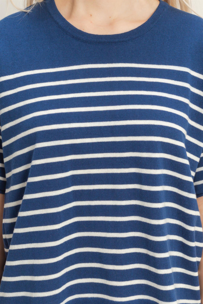 STRIPED SHORT SLEEVE KNIT TOP