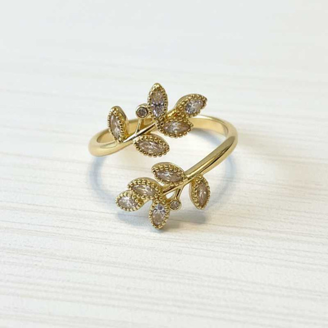 ETHEREAL LEAF ADJUSTABLE RING