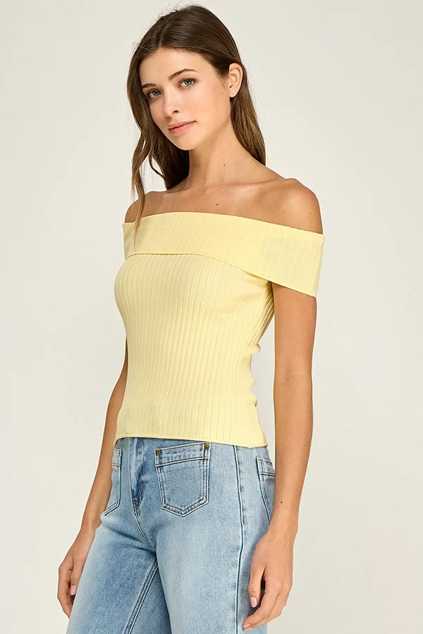 OFF SHOULDER RIBBED FITTED TOP