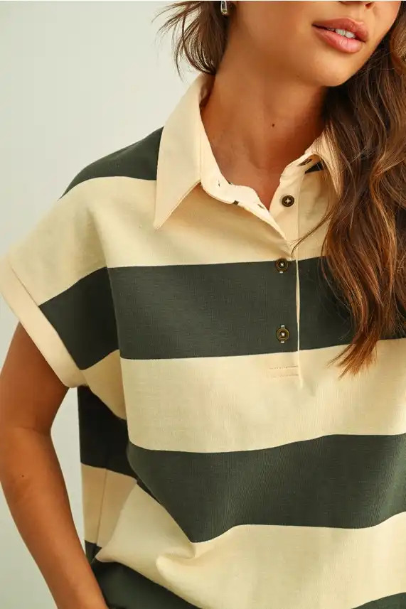 WIDE STRIPED SHORT SLEEVE POLO SHIRT