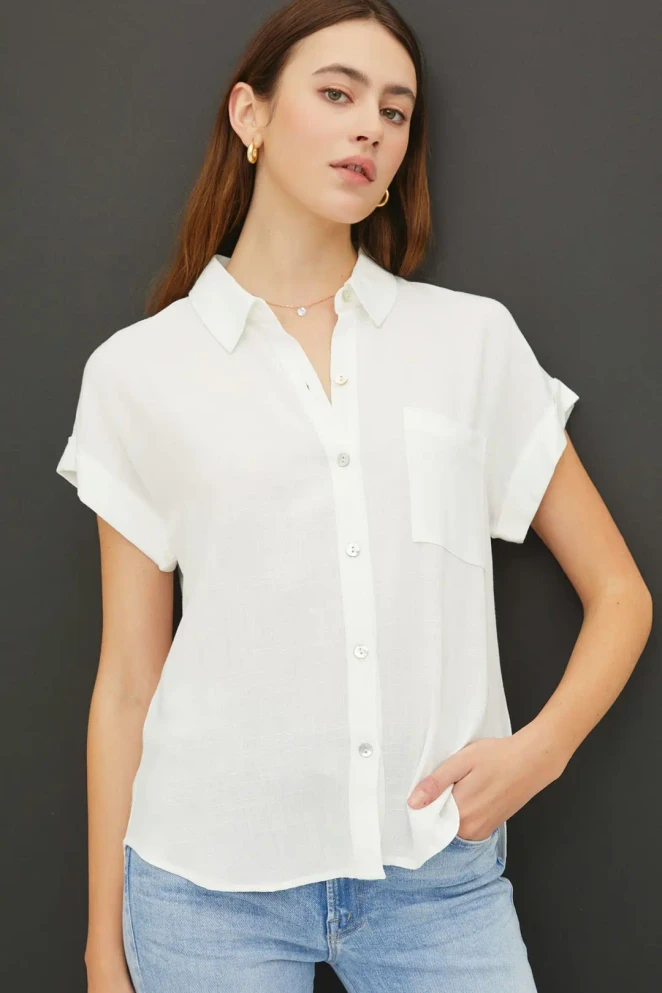 SOLID SHORT SLEEVE BUTTON DOWN HIGH LOW SHIRT