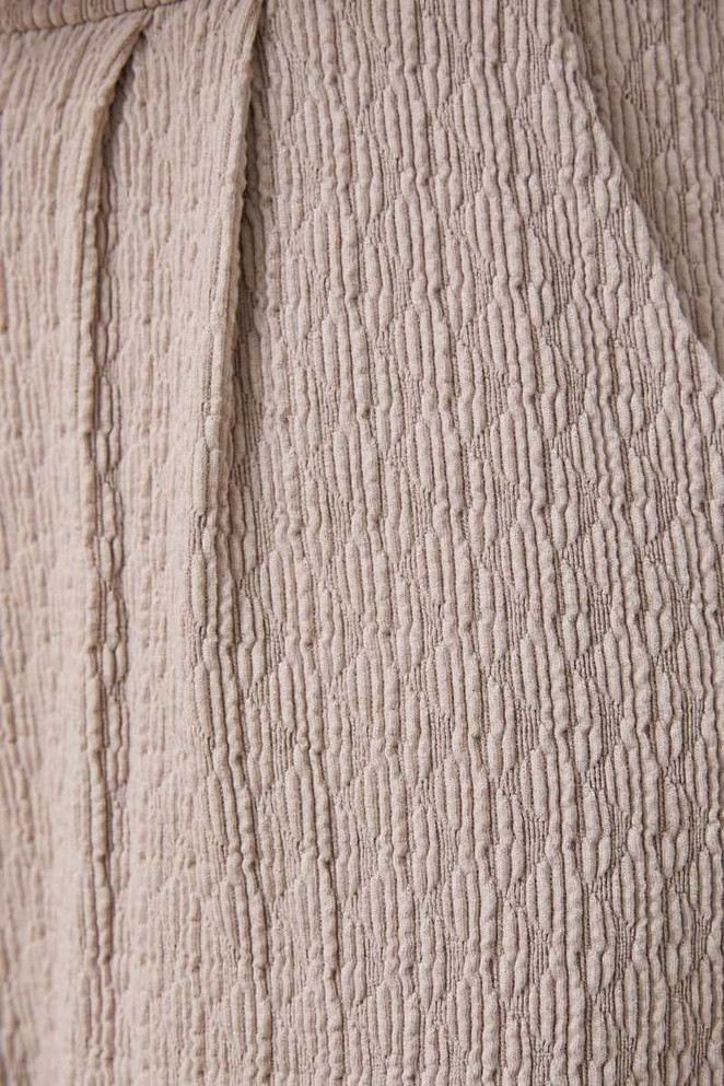PLEATED DETAIL POCKETS SHORT