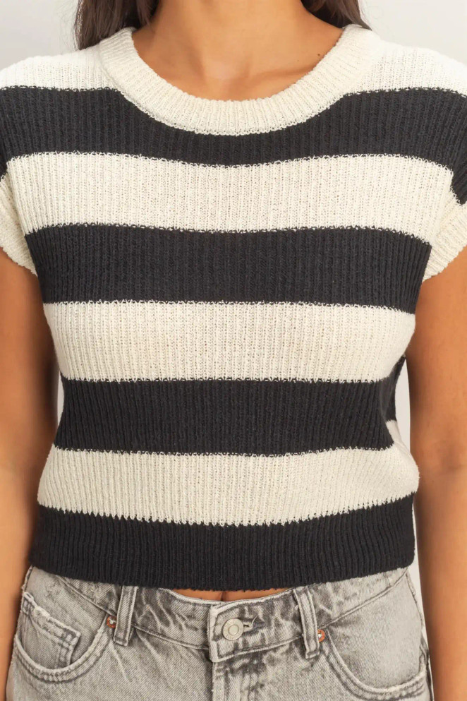 STRIPED CREW NECK RIBBED KNIT TOP