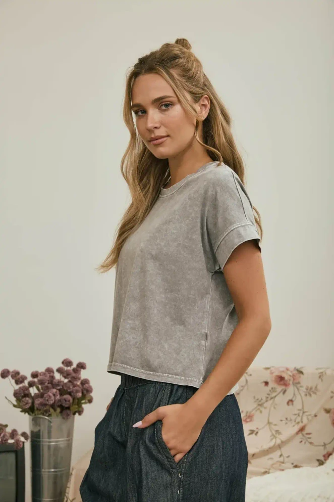 WASHED SHORT SLEEVE BOXY KNIT TOP