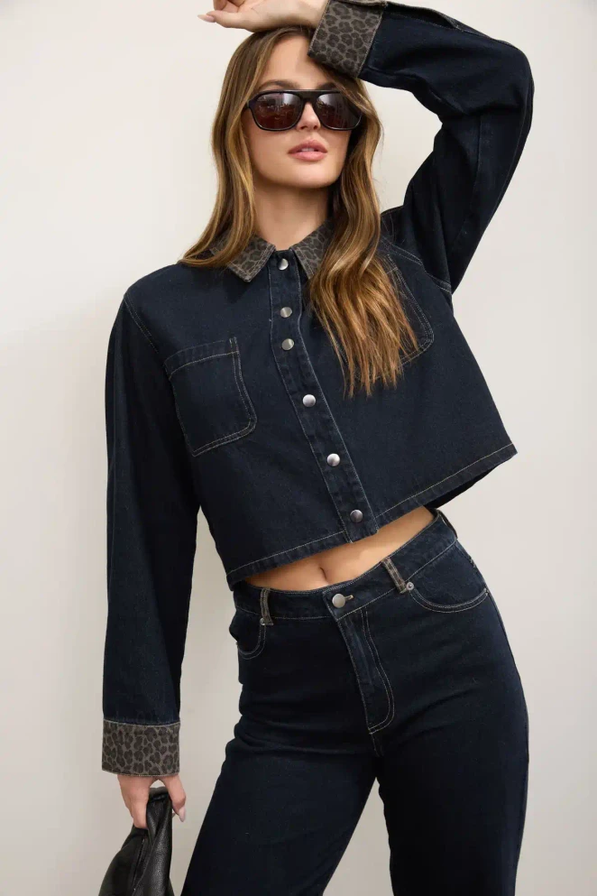 LEOPARD COLLAR CROPPED DENIM SHACKET