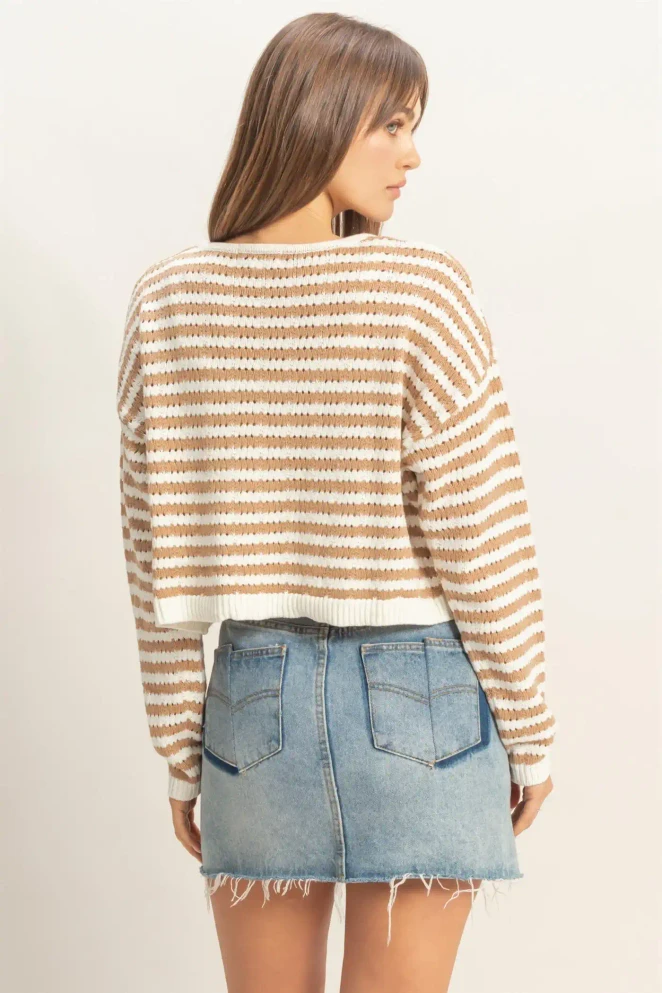 STRIPED V NECK CARDIGAN (Updating)