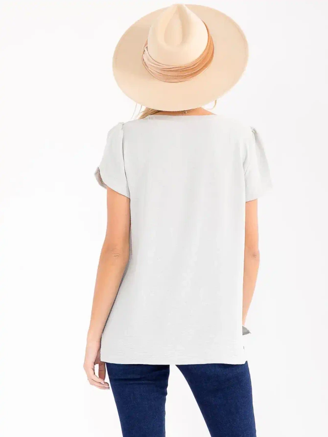 SHORT SLEEVE HIGH-LOW DETAILED BLOUSE