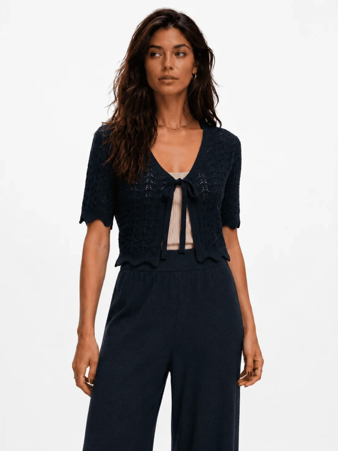 SHORT SLEEVE FRONT TIE CROCHET RIBBED TOP