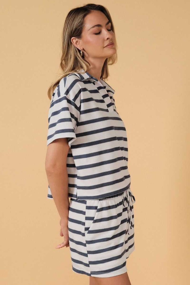 COLLARED NECK SHORT SLEEVE STRIPE BOX TOP