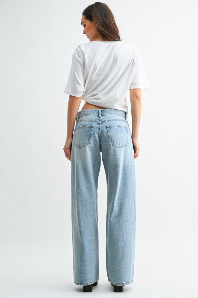 LOW RISE BAGGY WIDE LEG DENIM JEANS