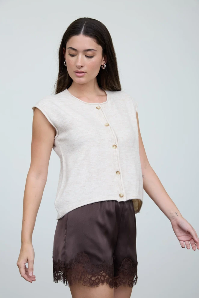 ROUND NECK SHORT SLEEVE ROLLED EDGE TOP